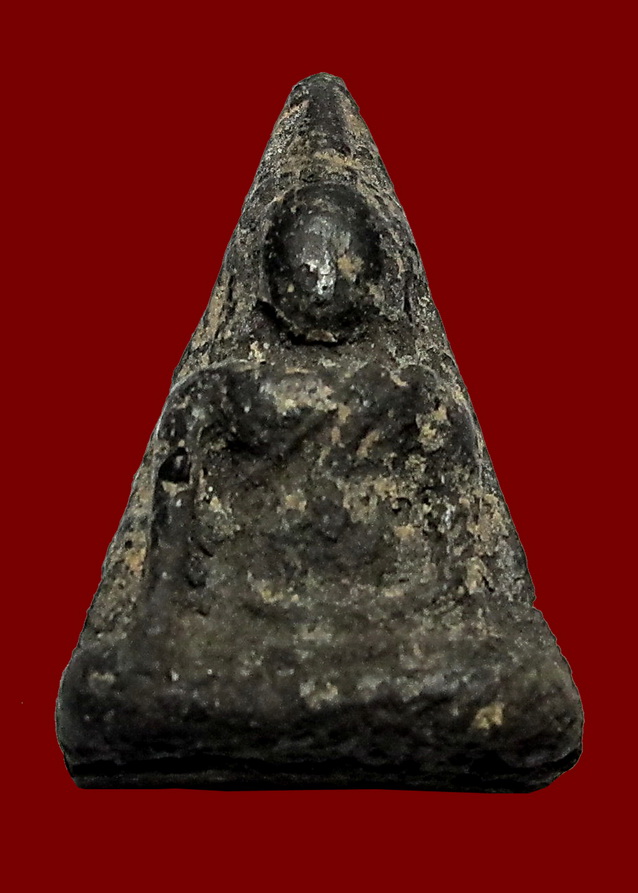 รบกวนผู้รู้ช่วยดูพระให้สององค์ครับ