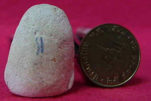 ปิดตาอีกองค์ครับ