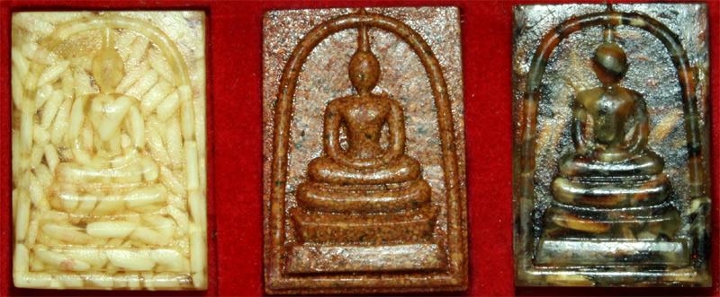 พระสมเด็จ วัดระฆัง รุ่นอนุสรณ์ 123 ปี ปี 2538 กล่องเดิม