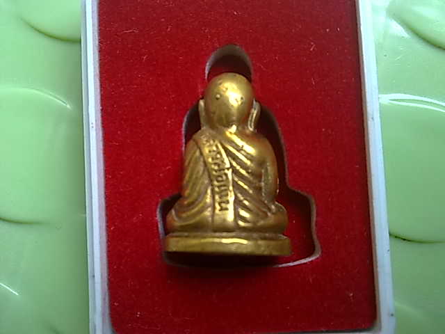 หลวงพ่อเงินครับสวยๆสนใจติดต่อได้หรือแนะนำได้ครับดีไม่ดียังไง