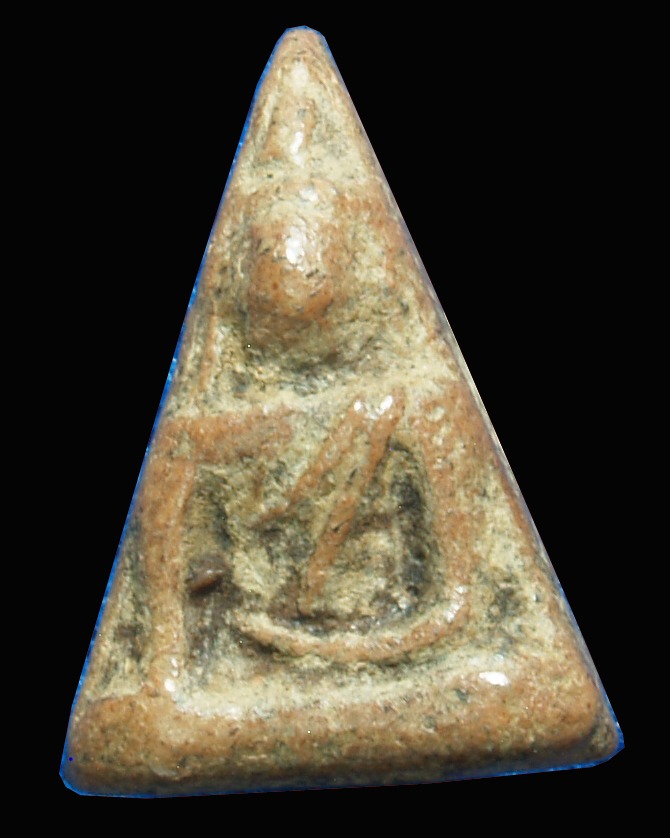 ช่วยดูพระนางพญากับพระผงสุพรรณให้ทีครับ