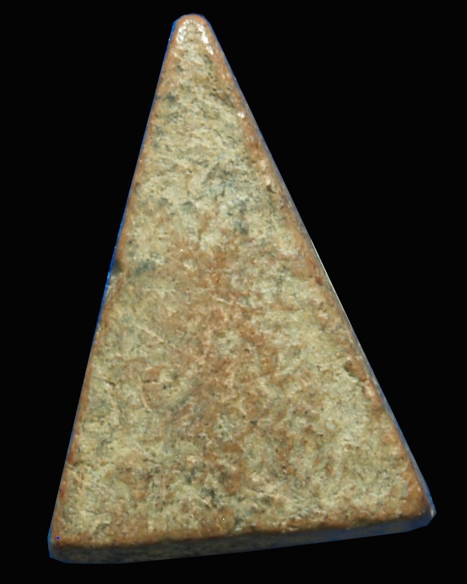 ช่วยดูพระนางพญากับพระผงสุพรรณให้ทีครับ