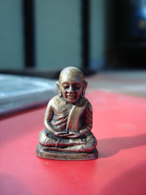 หลวงพ่อเงิน ปี15 ก้นไม่มีโค๊ด ไม่มีกริ่ง.ช่วยหน่อยคับ..