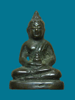 พระชัยวัฒน์ เนื้อสัมฤทธิ์ รบกวนท่านผู้ทราบหาวัดให้หน่อยครับ