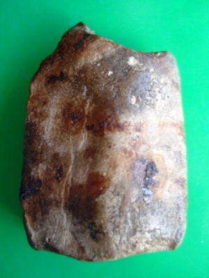 คล้ายพระคงทรงพระบางครัง ไม่แน่ใจว่าดีหรือไม่ เป็นพระเก่าที่บ้านครับ