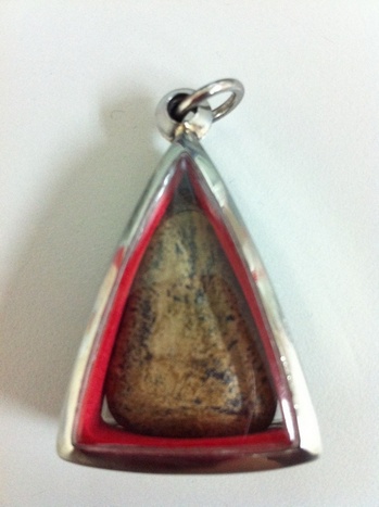 รบกวนพี่ๆทุกท่าน ชี้แนะว่าเป็นพระอะไร กรุไหนค่ะ