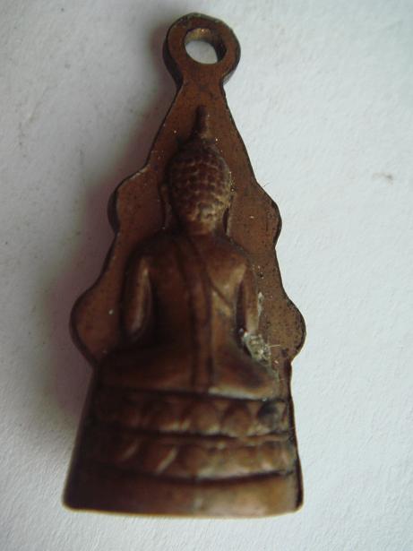 รบกวนผูรู้ ดูว่าพระของที่ไหนแล้วดีไหมครับ 