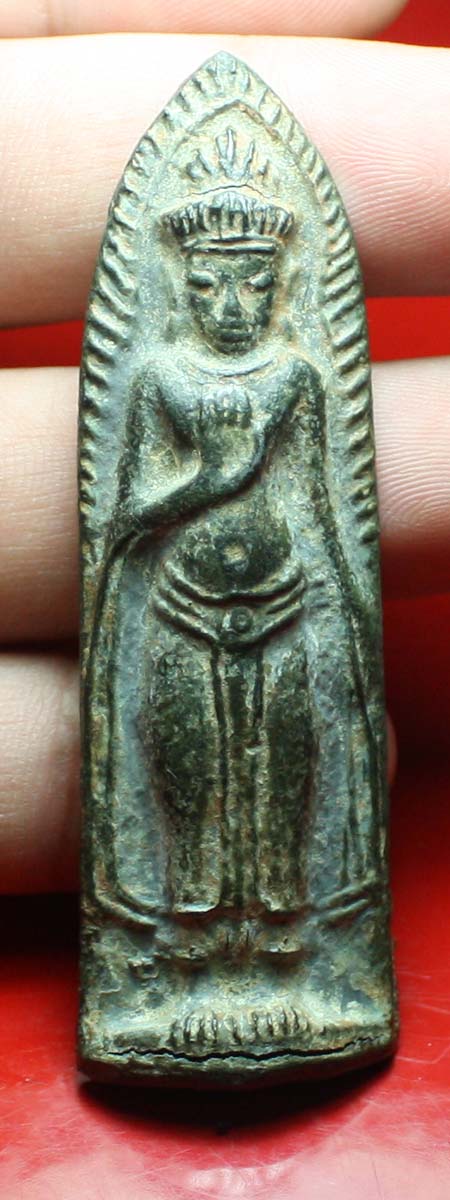 รบกวนช่วยดูพระร่วงรางปืนครับ