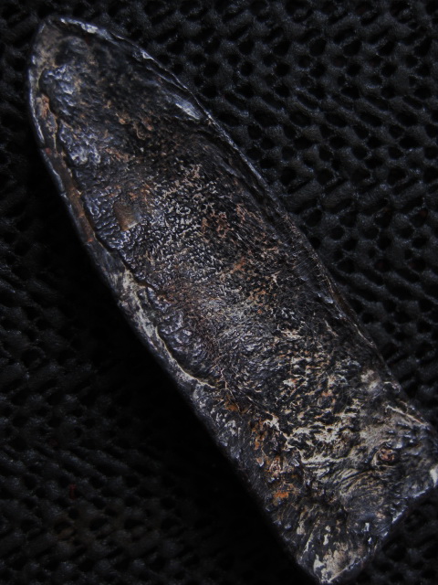 พระร่วงยืนสนิมใยแมงมุม