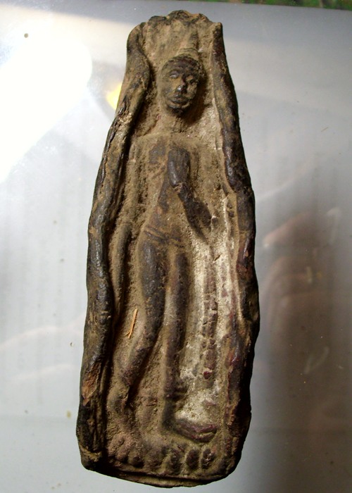 รบกวนดูพระสมเด็จองค์นี้ด้วยครับไม่ทราบที่จริงๆครับ