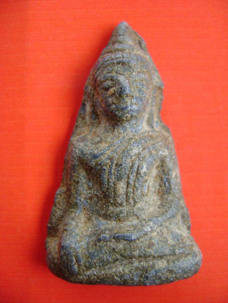 พระร่วงนั่ง หรือเปล่าครับ