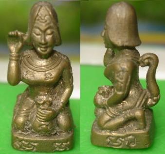 นางกวักอะไรเอ่ยมีหางครับ