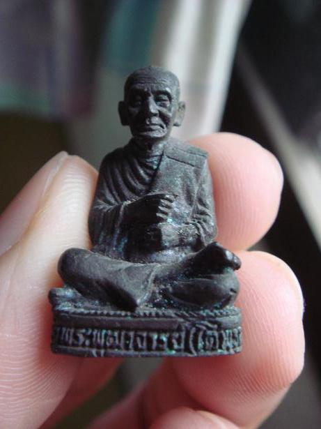 สอบถาม พระ รูปหล่อ 2 ครับ