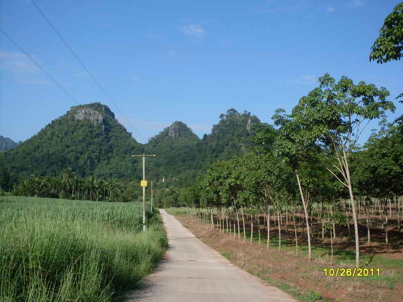 _/\_............บอกบุญ กฐินหลวงปู่วิไลย์ เขมิโย วัดถ้ำพญาช้างเผือก.....ครับ.........._/\_