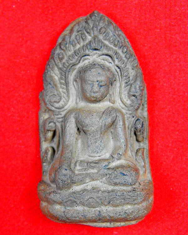 ช่วยวิจารณ์ "พระลือโขง" หน่อยครับ