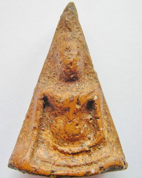 พระนางพญาพิมพ์เข่าโค้ง กรุวัดนางพญา พิษณุโลก