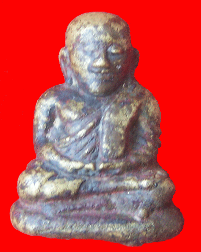 ขอรบกวนครับ...รูปหล่อหลวงพ่อเงิน รุ่นไหนครับ