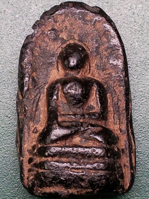 พระคงเนื้อดำ