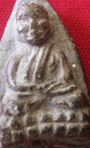 ช่วยดูหลวงปู่ทวดให้หน่อยครับ