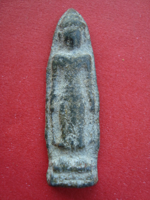 พระร่วงรึปล่าวคับ ไม่ทราบกรุ สายตรงช่วยหน่อยคับ แท้มั๊ยคับ