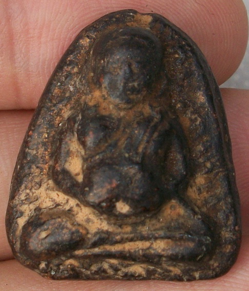 พระสังกะจายหรือเปล่าครับ