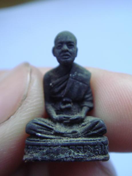 สอบถามพระ รูปหล่อ 2 ครับ