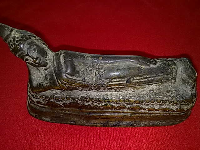  รบกวน พี่ๆช่วยดู  พระบูชา องค์นี้ว่า แท้ไหมครับ 