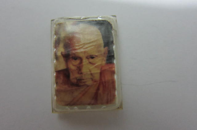 หลวงปู่สุข  วัดโพธิ์ทรายทองแบบนี้มีมั๊ยครับพี่