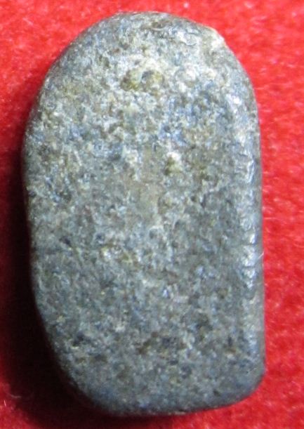 พระเม็ดข้าวเม่าพิจิตรหรือเปล่าครับ