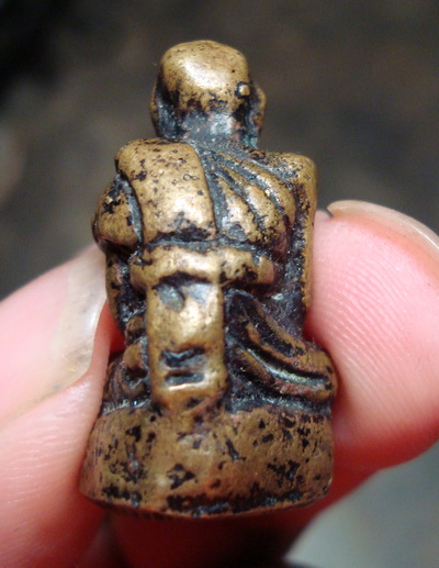 ช่วยเช็ดหลวงปู่สุขวัดโพธิ์ทรายทอง