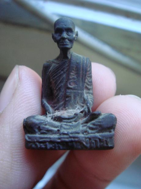 รูปหล่อ หลวงพ่อเดิม แล้วแท้ไหมครับ