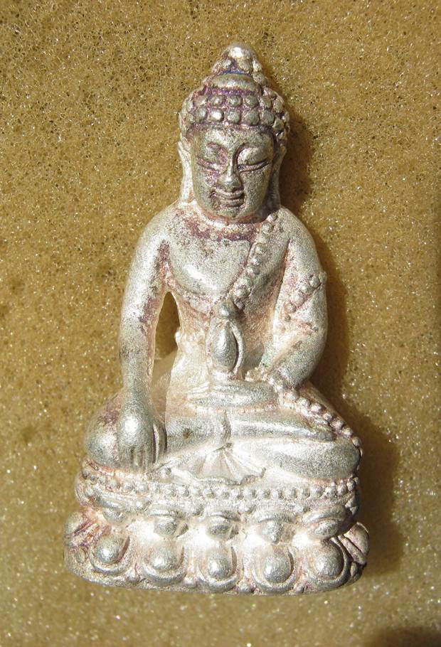 รบกวนสอบถามพระกริ่งนเรศวร ด้วยครับ