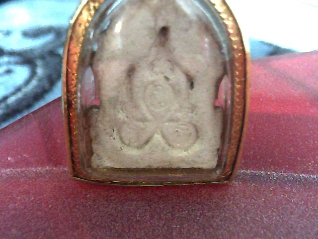 รบกวนช่วยดู พระกรุ วัดท้ายตลาดให้หน่อยครับ