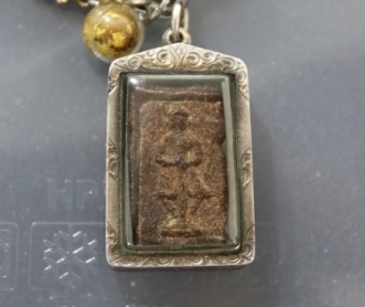 ช่วยดูพระให้หน่อยนะครับ