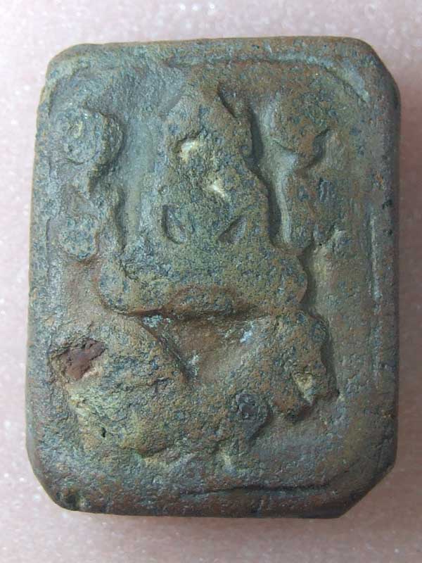 หลวงพ่อปานขี่ไก่ดีเปล่าครับ