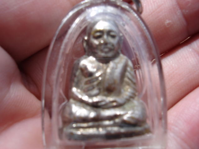 หลวงพ่อเงินชุบนิเกิล ว.จ.
