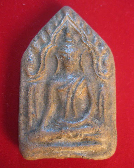 พระขุนแผนกรุบ้านกร่างใช่ไหมครับ