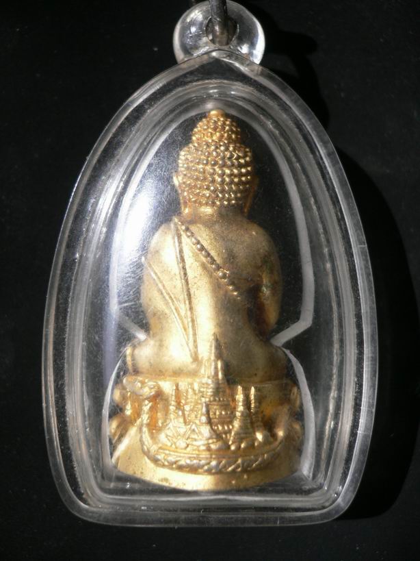 พระกริ่งใหญ่ทองทิพย์สวยงามมากครับ