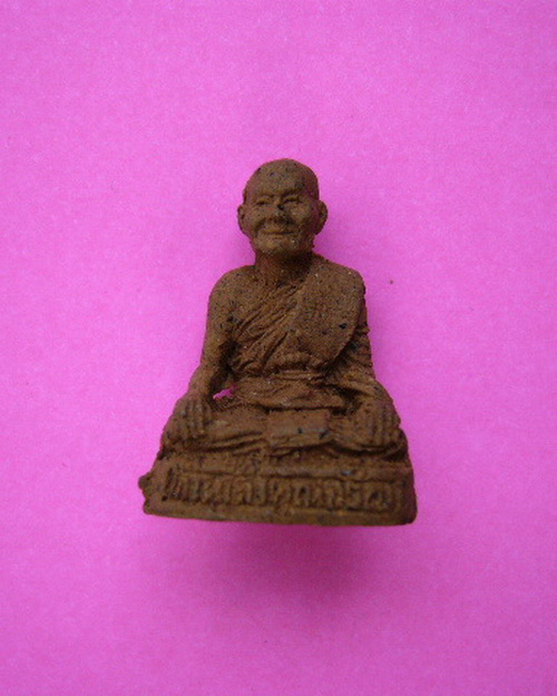 รูปหล่อหลวงพ่อจรัญ วัดอัมพวัน เนื้อชาญหมาก