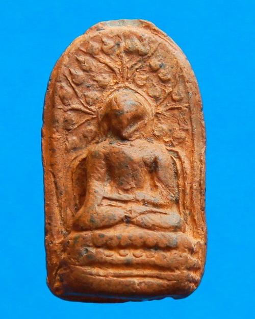 พระคงแท้หรือเปล่าครับกรุใหม่หรือเก่าครับ