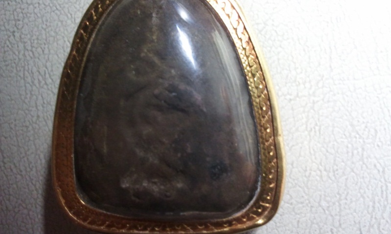 ช่วยตอบให้หายข้องใจพระปิดตาองค์นี้หน่อยครับ