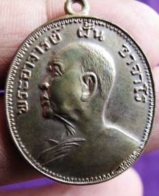 รบกวนดู อาจารย์ฝั้น ที่ครับ ไม่ถนัดสายนี้