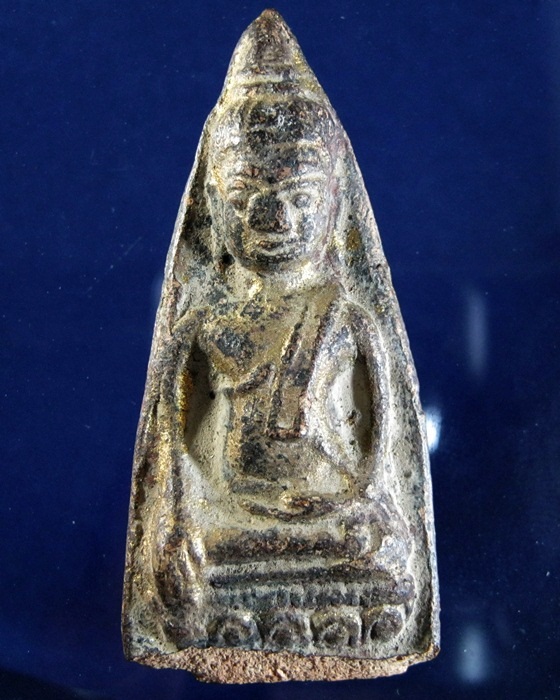 พระหูยานเนื้อดิน