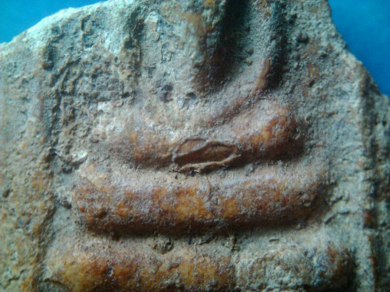 รบกวนพี่ๆช่วยดูพระกรุยอดนิยมให้หน่อยนะครับ