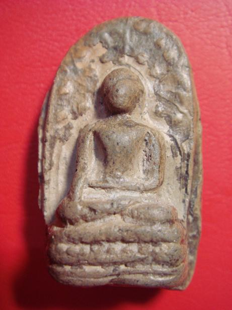 รบกวนช่วยดู พระกรุ แท้ไหมครับ (2 องค์ ) ครับ