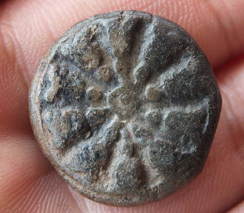 พระงบน้ำอ้อย กรุกำแพงเพรช