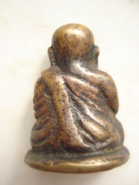 รูปหล่อหลวงพ่อเงิน พิมพ์นิยม