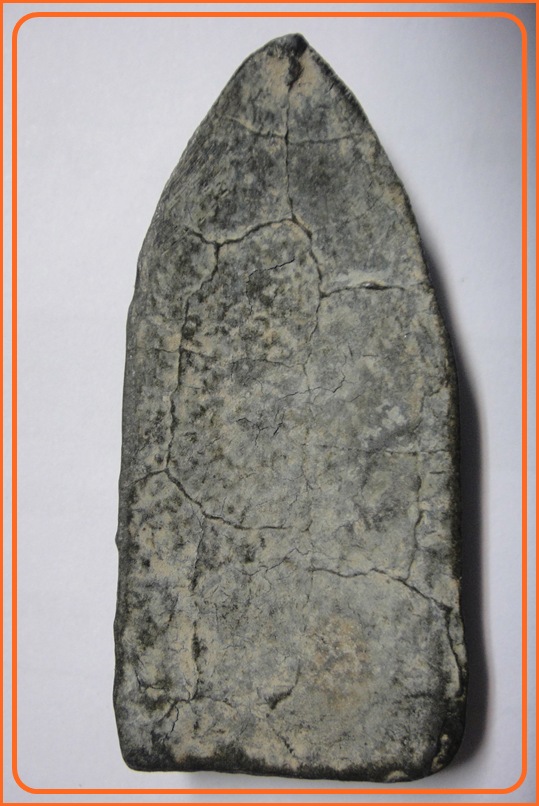 พระกรุหรือเปล่าครับ