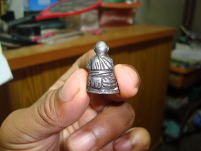 ช่วยเช็ดหลวงปู่สุขวัดโพธิ์ทรายทองว่าสร้างปีไหน(ไม่ใช้เนื้อตะกั้ว)