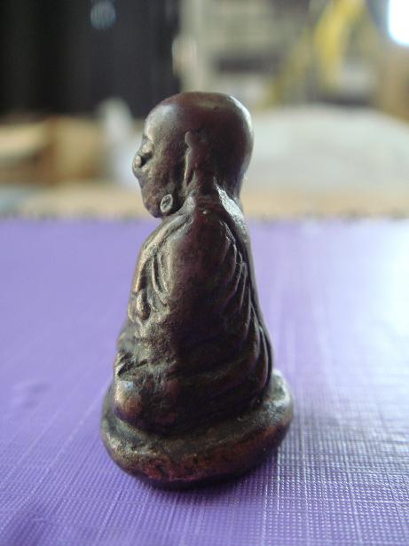 รูปหล่อหลวงพ่อเงิน 3 องค์ ครับ แท้ไหมครับ รบกวนครับ